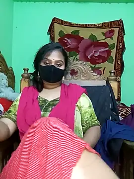 Snapshot of Idhika_Paul chatting on March 2, 9:54 pm Idhika Paul online show from March 2, 9:54 pm