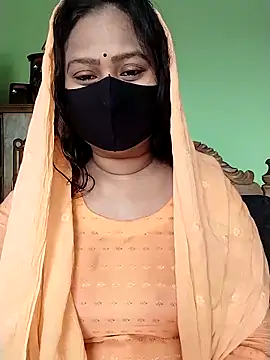 Snapshot of Idhika_Paul chatting on March 7, 8:34 am Idhika Paul online show from March 7, 8:34 am