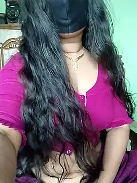 Snapshot of Idhika_Paul chatting on March 9, 7:45 am Idhika Paul online show from March 9, 7:45 am