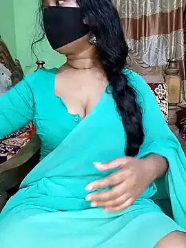 Snapshot of Idhika_Paul chatting on March 13, 9:37 pm Idhika Paul online show from March 13, 9:37 pm