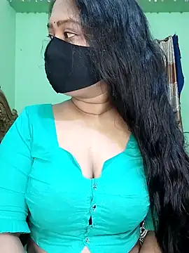 Snapshot of Idhika_Paul chatting on March 22, 4:45 am Idhika Paul online show from March 22, 4:45 am