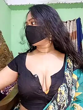 Snapshot of Idhika_Paul chatting on March 22, 11:31 pm Idhika Paul online show from March 22, 11:31 pm