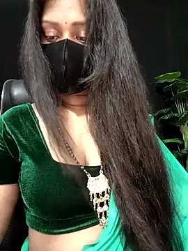 Snapshot of Idhika_Paul chatting on September 28, 9:58 am Idhika Paul online show from September 28, 9:58 am