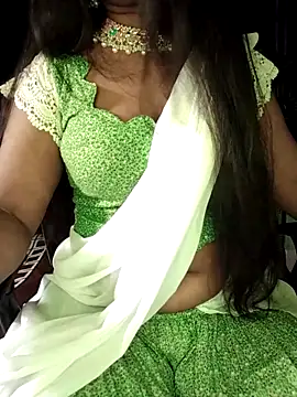 Snapshot of Idhika_Paul chatting on October 5, 8:34 am Idhika Paul online show from October 5, 8:34 am