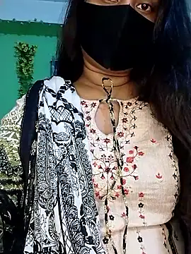 Snapshot of Idhika_Paul chatting on October 7, 10:12 am Idhika Paul online show from October 7, 10:12 am