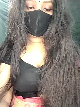 Snapshot of Idhika_Paul chatting on November 10, 6:18 pm Idhika Paul online show from November 10, 6:18 pm