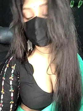 Snapshot of Idhika_Paul chatting on November 15, 10:01 am Idhika Paul online show from November 15, 10:01 am