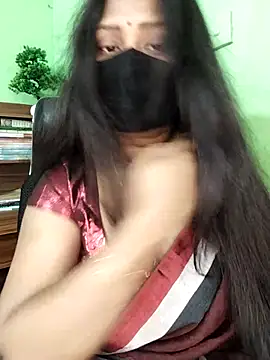 Snapshot of Idhika_Paul chatting on November 29, 2:20 pm Idhika Paul online show from November 29, 2:20 pm