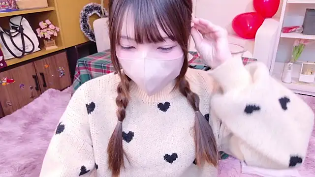 Snapshot of Naachan_ chatting on February 13, 2:52 pm Naachan online show from February 13, 2:52 pm