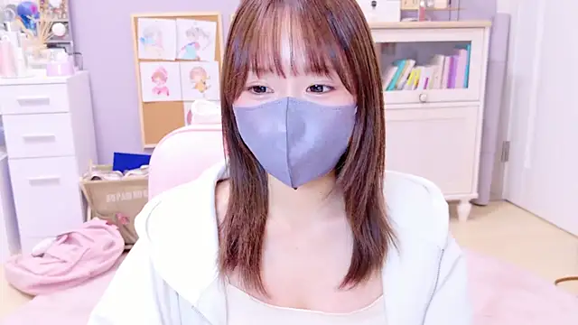 Yui-Ch online show from January 21, 11:46 am