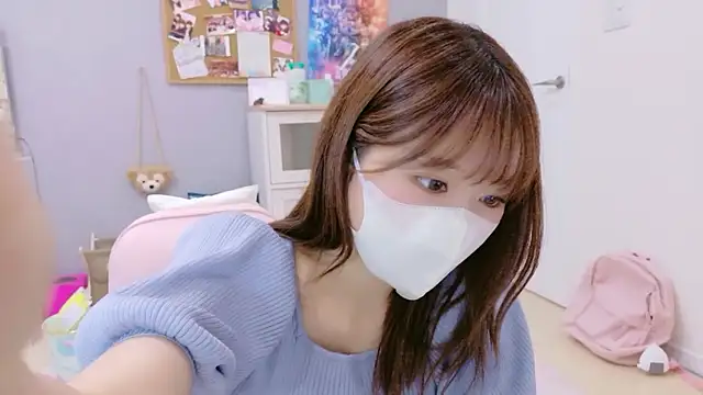 Yui-Ch online show from September 30, 11:59 am