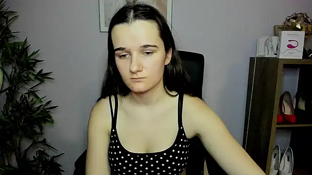 Snapshot of KateDelight chatting on January 12, 7:31 pm KateDelight online show from January 12, 7:31 pm