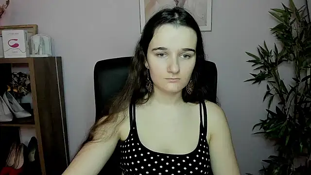 Snapshot of KateDelight chatting on January 19, 7:36 am KateDelight online show from January 19, 7:36 am