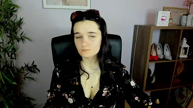 Snapshot of KateDelight chatting on March 22, 10:39 am KateDelight online show from March 22, 10:39 am