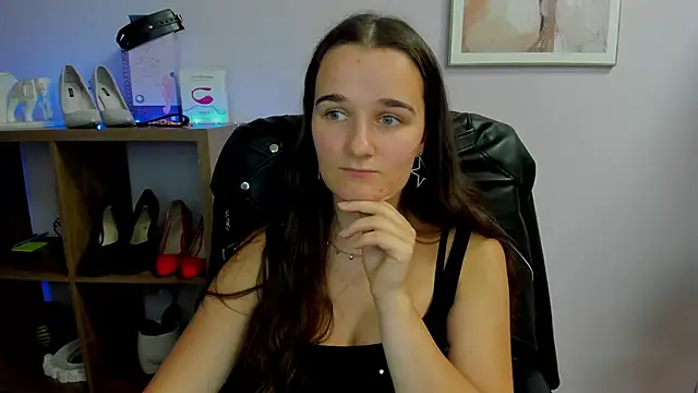 Snapshot of KateDelight chatting on September 25, 1:59 pm KateDelight online show from September 25, 1:59 pm