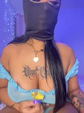 kamila french online show from November 22, 11:26 pm