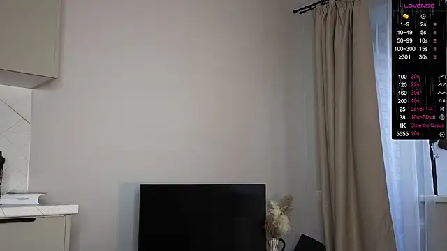 R1mmo   online show from September 12, 4:18 pm