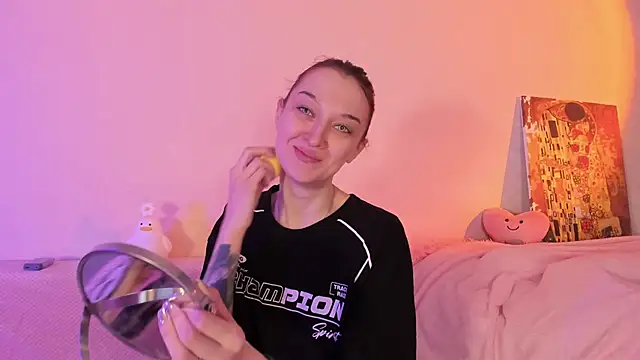 CrystalRey online show from February 3, 4:04 am