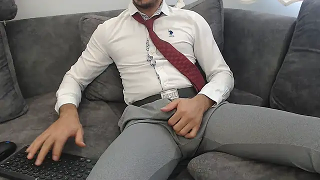 Naughtb0y online show from September 10, 10:37 am