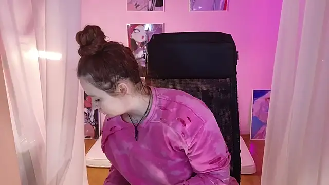 carolina elf online show from December 11, 5:32 am