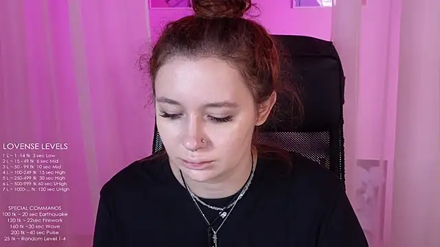 carolina elf online show from December 18, 5:59 am