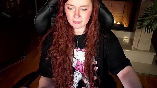 carolina elf online show from February 8, 5:50 pm