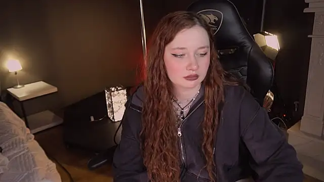 carolina elf online show from February 20, 9:11 am