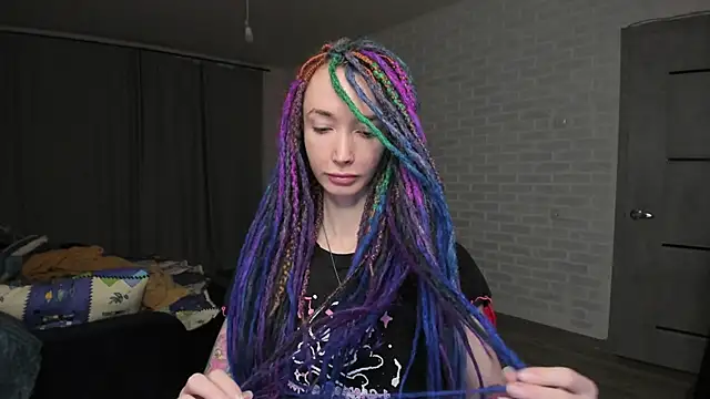 Roxy Silver online show from December 19, 6:56 pm