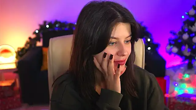 Snapshot of NicoleMun chatting on December 13, 12:17 pm NicoleMun online show from December 13, 12:17 pm