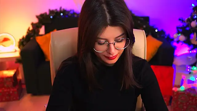 Snapshot of NicoleMun chatting on December 22, 11:22 am NicoleMun online show from December 22, 11:22 am