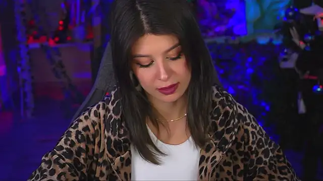 Snapshot of NicoleMun chatting on January 14, 2:53 pm NicoleMun online show from January 14, 2:53 pm