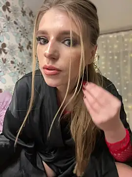 adel secret online show from February 19, 7:05 pm