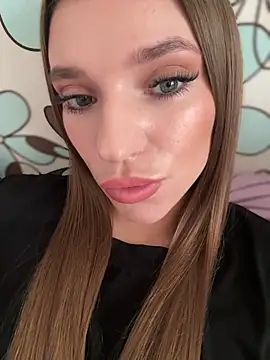 adel secret online show from February 20, 9:44 am