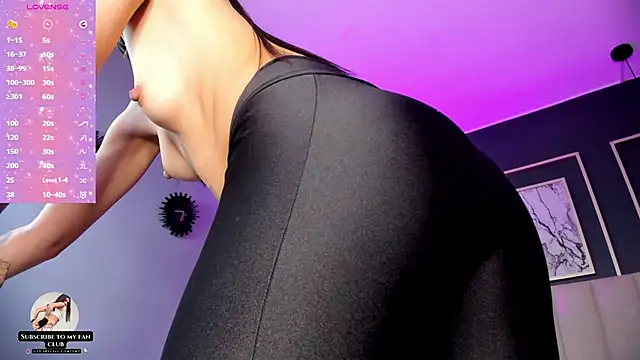 Snapshot of Lissy__Dream chatting on March 14, 12:43 am Lissy Dream online show from March 14, 12:43 am