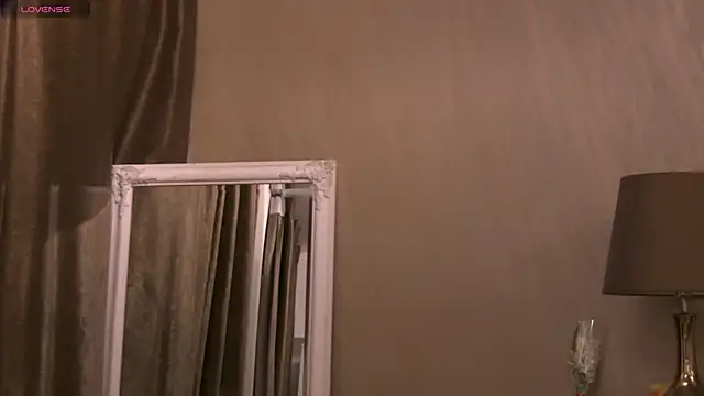 GinaMence online show from March 1, 9:04 pm