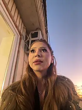 GinaMence online show from September 18, 4:42 pm