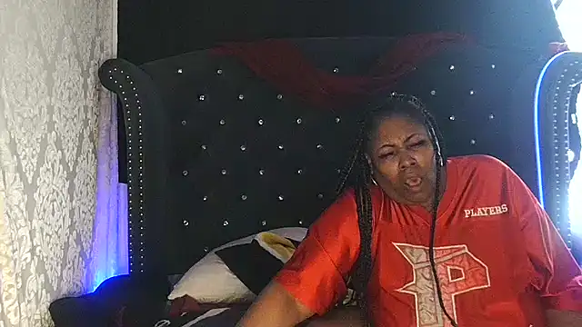 msyvette1970xh online show from December 10, 3:55 pm