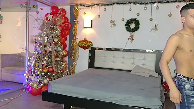 Snapshot of Boysgang_sex chatting on December 5, 11:41 am Boysgang sex online show from December 5, 11:41 am