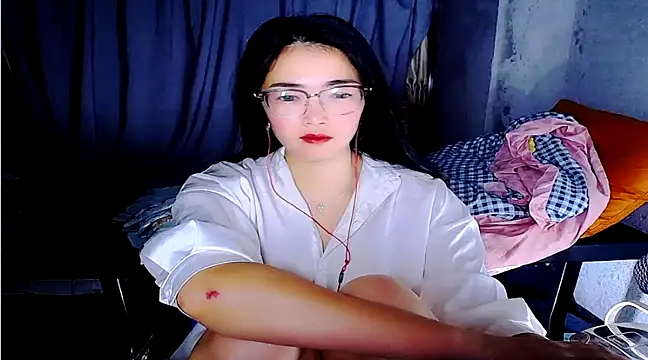 Floor oo online show from February 5, 8:57 pm