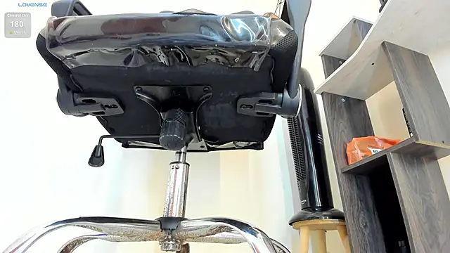 Snapshot of victoria_Christie chatting on September 24, 10:07 am victoria Christie online show from September 24, 10:07 am