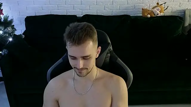 Larstar01 online show from December 22, 5:01 am