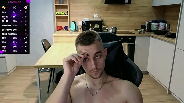 Larstar01 online show from February 20, 5:29 pm