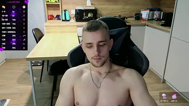 Larstar01 online show from March 6, 2:41 am