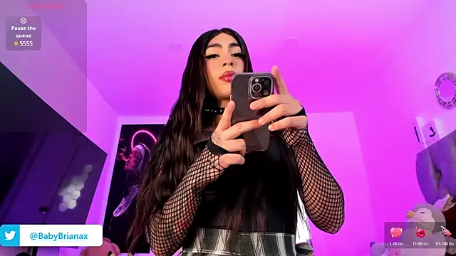 Snapshot of babybriexxx chatting on February 27, 1:16 am babybriexxx online show from February 27, 1:16 am