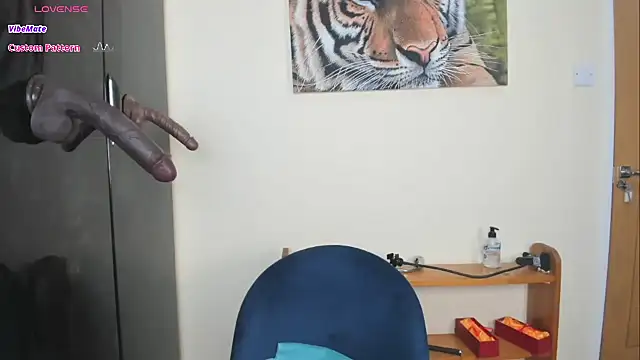 lou roar online show from January 22, 10:37 pm