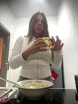 Snapshot of Sashabunny chatting on October 14, 7:25 pm Sashabunny online show from October 14, 7:25 pm