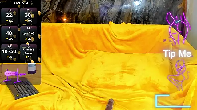 Hottwinkguys online show from February 10, 9:04 pm