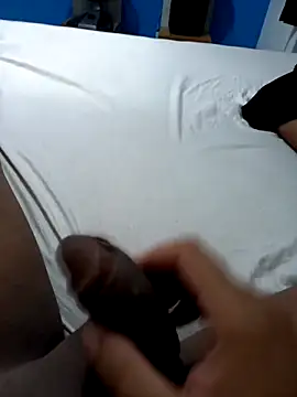 Seductiveblack online show from February 4, 9:31 pm