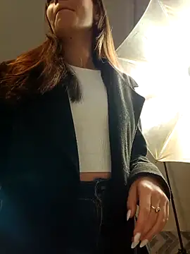 Violeta 12- online show from December 5, 7:49 pm