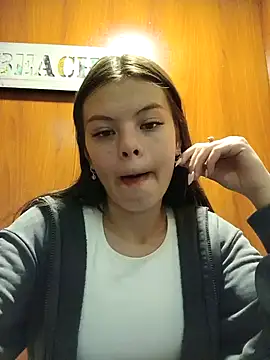 Violeta 12- online show from December 7, 4:25 pm